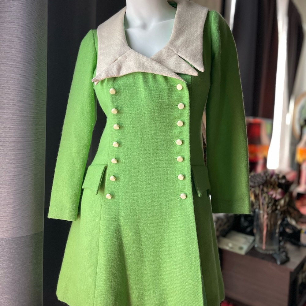 Mint 60’s go go dress 🤩